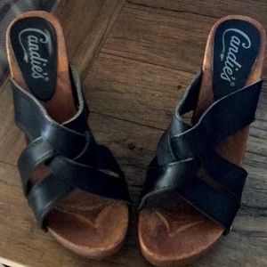 Fantastic Black Leather Candie’s Platform Sandals